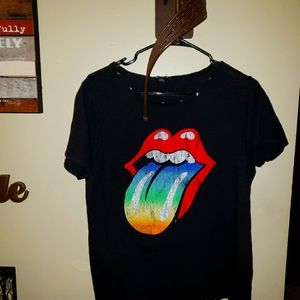 Women's rolling Stones t-shirt size extra large with stud neck